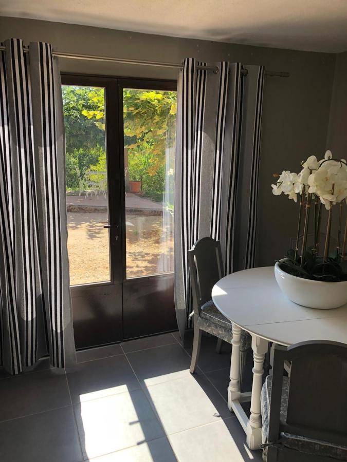 Gite Roussillon Dame Sirmonde Apartman Kültér fotó